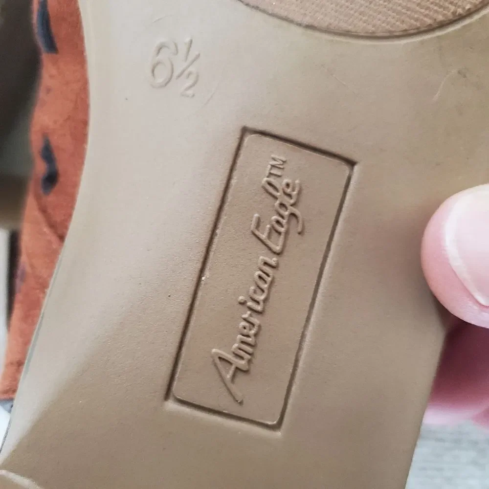 American Eagle Block Sandals Size 6.5